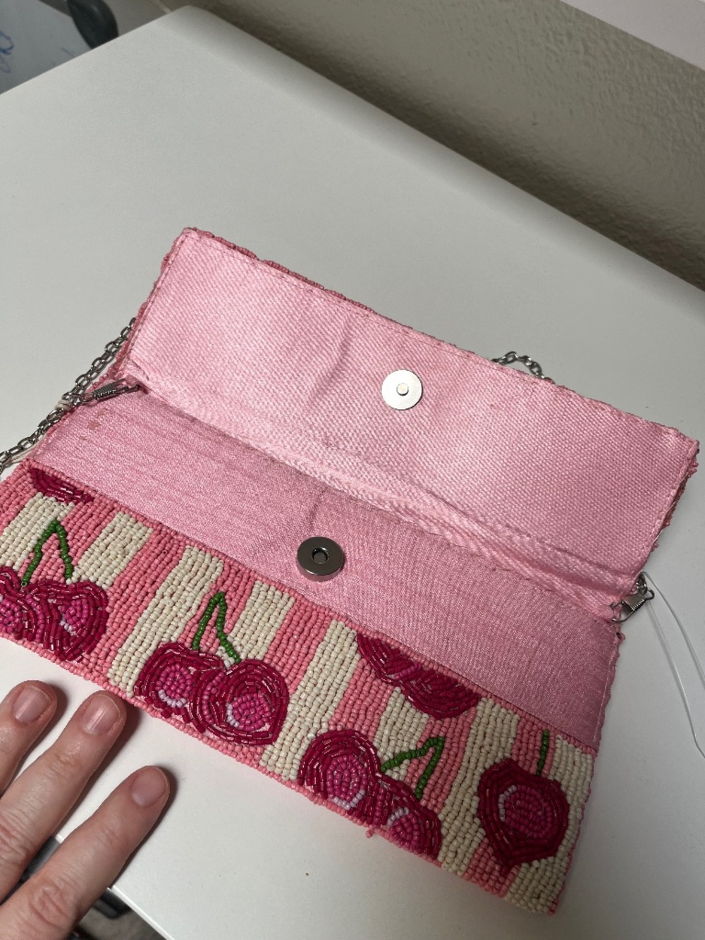 🍒 Sol and Mer Beaded Cherry Clutch – Chain Strap – NWT